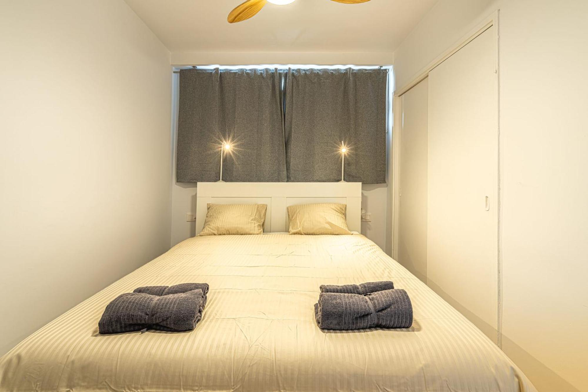Modern Renovated With Terrace In Playa De Americas * Playa de las Américas