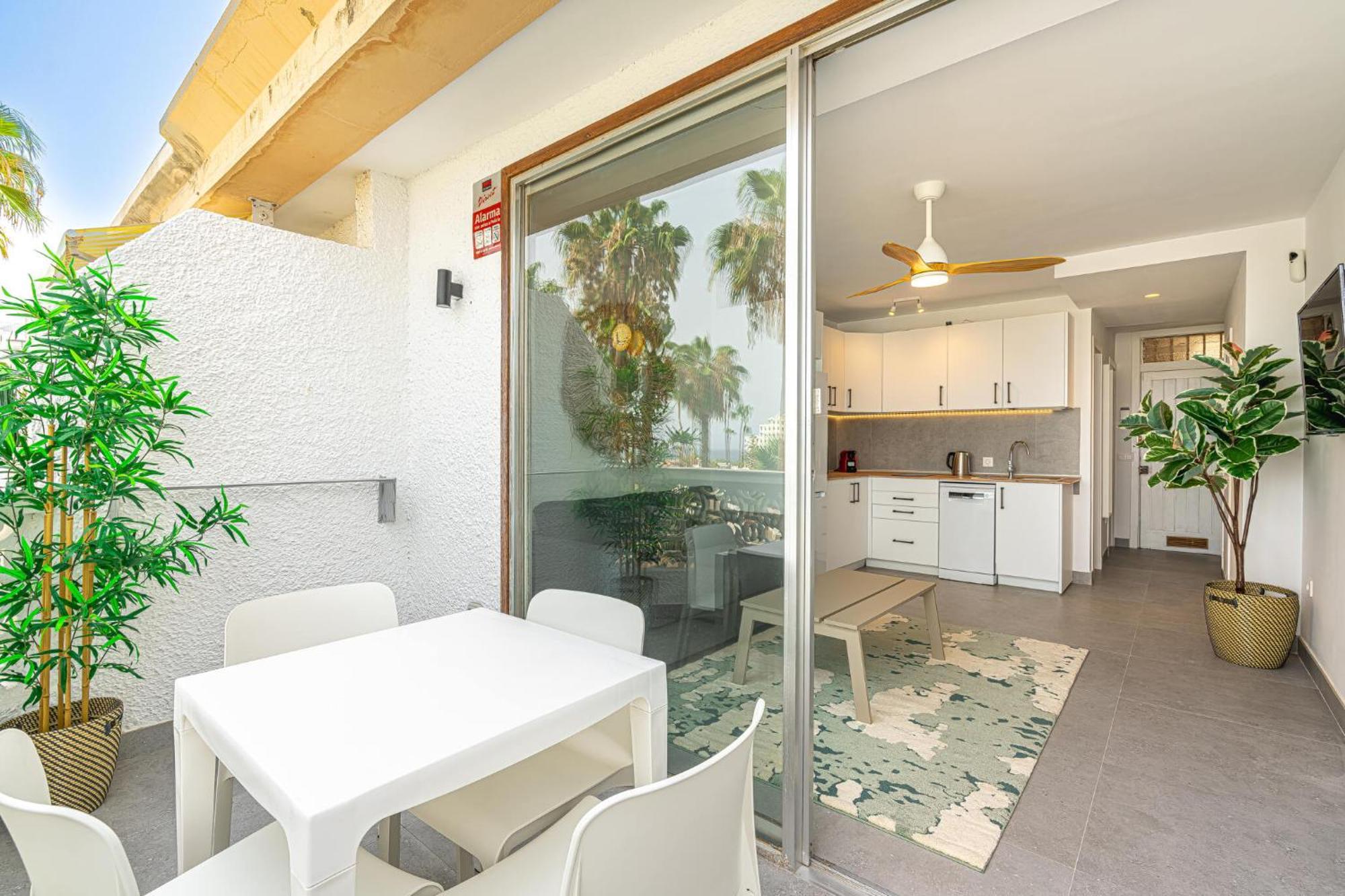 Modern Renovated With Terrace In Playa De Americas Appartement Playa de las Américas